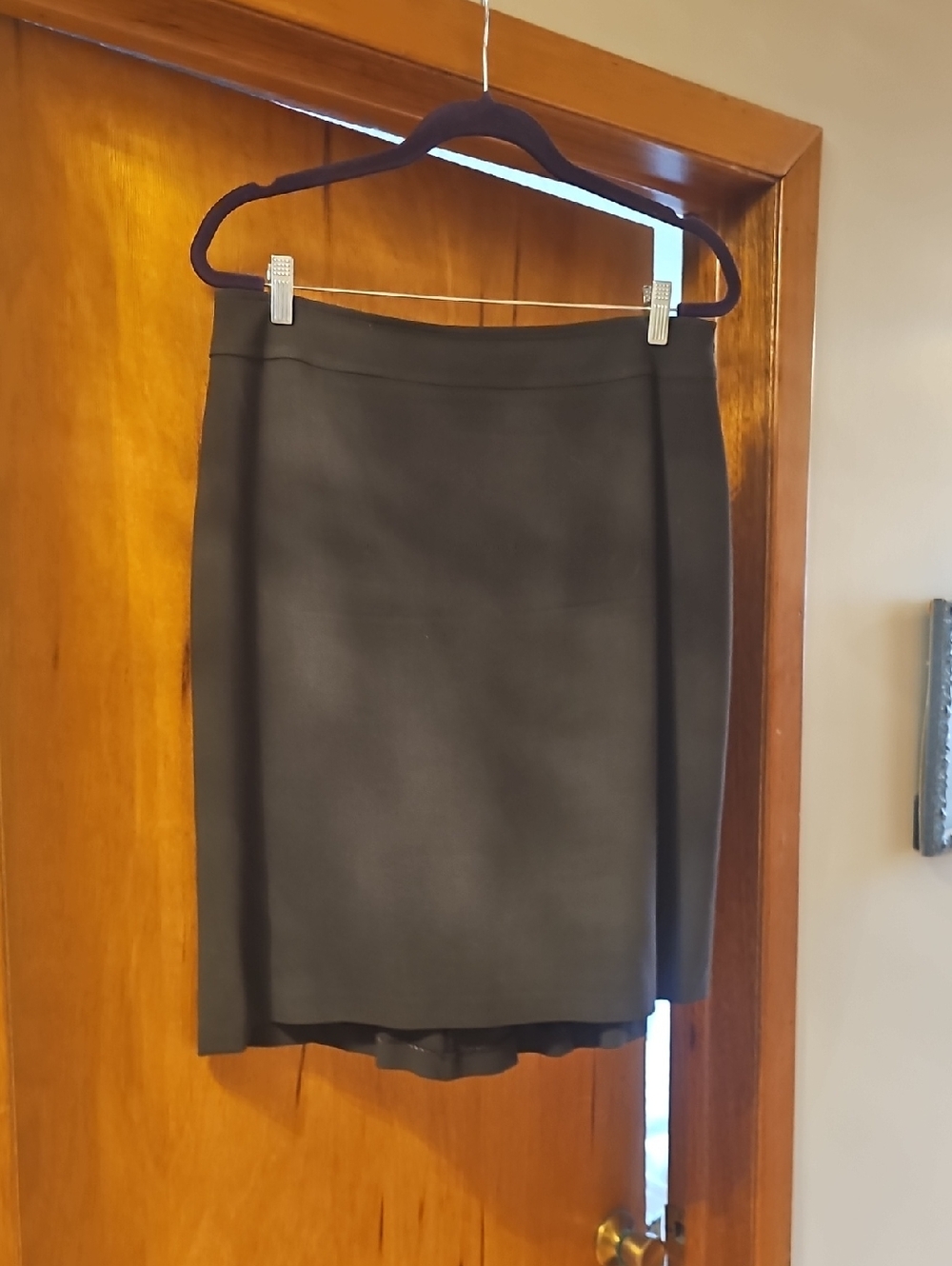 Classic Louben Brown Women's Kick Pleat Skirt